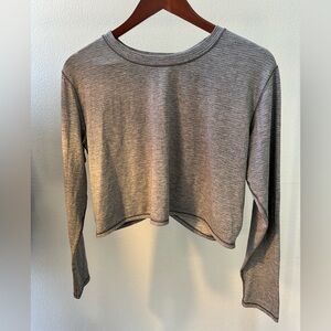 Gray Long Sleeve flowy Women's Crop Top
